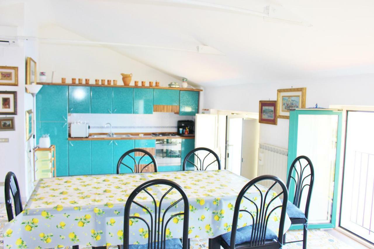 Furore Casa Vacanza エクステリア 写真